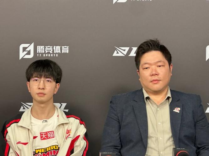 ELK百万撤离亏麻了转会WBG后跌至涅槃自离开UP后首次无缘季后赛